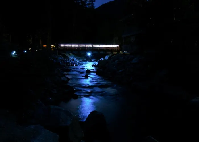 The Inn On Fall River & Fall River Cabins